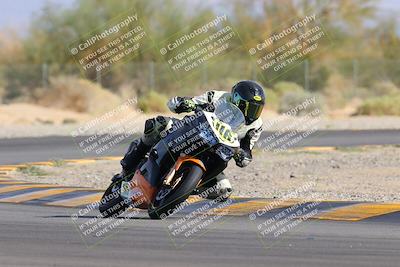 media/Nov-05-2022-SoCal Trackdays (Sat) [[f8d9b725ab]]/Turn 2 (1120am)/